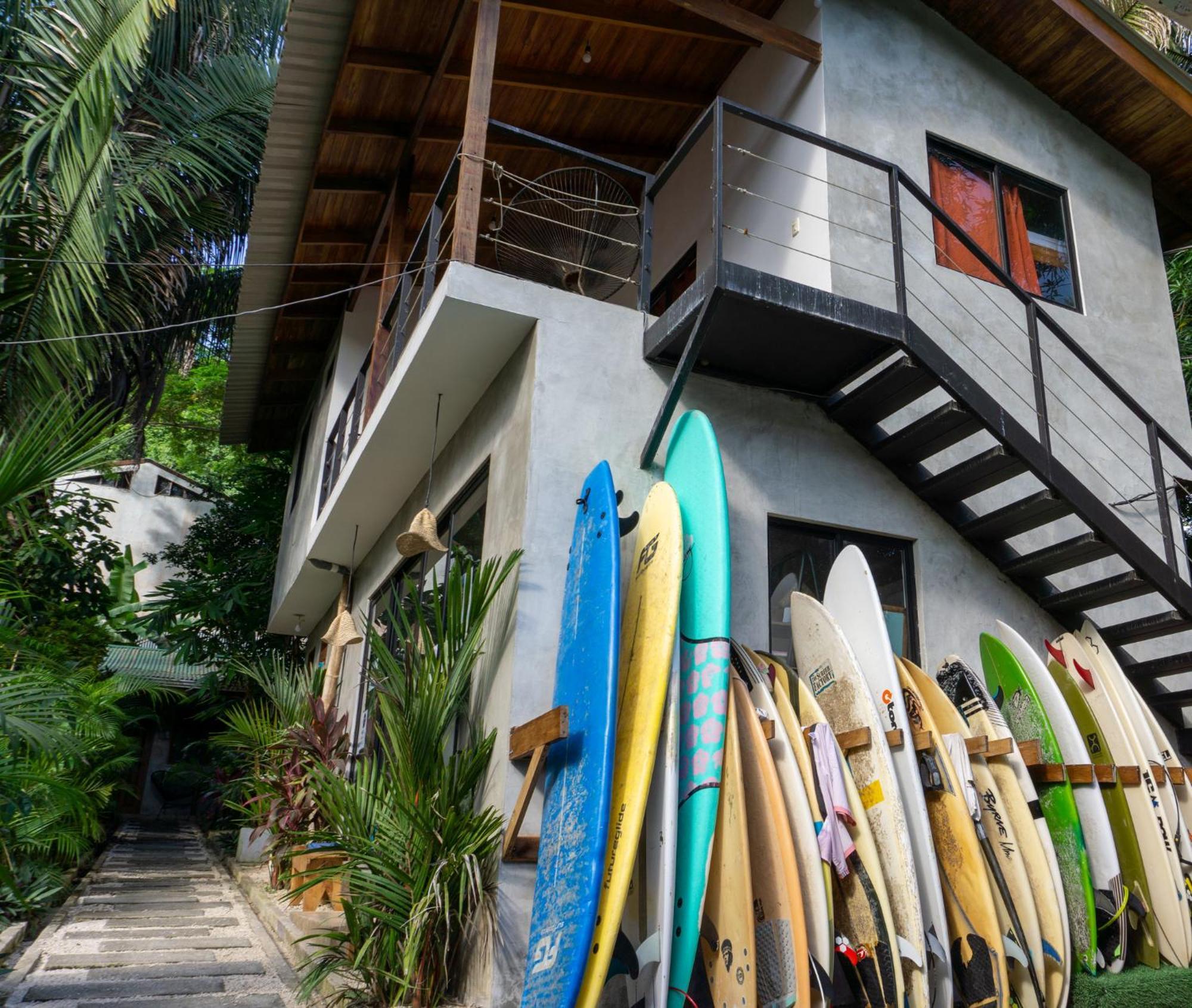 Cabinas Playa Surf Hostel Playa Santa Teresa  Esterno foto